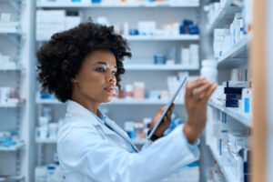 Como deve ser um bom sistema de farmácia?