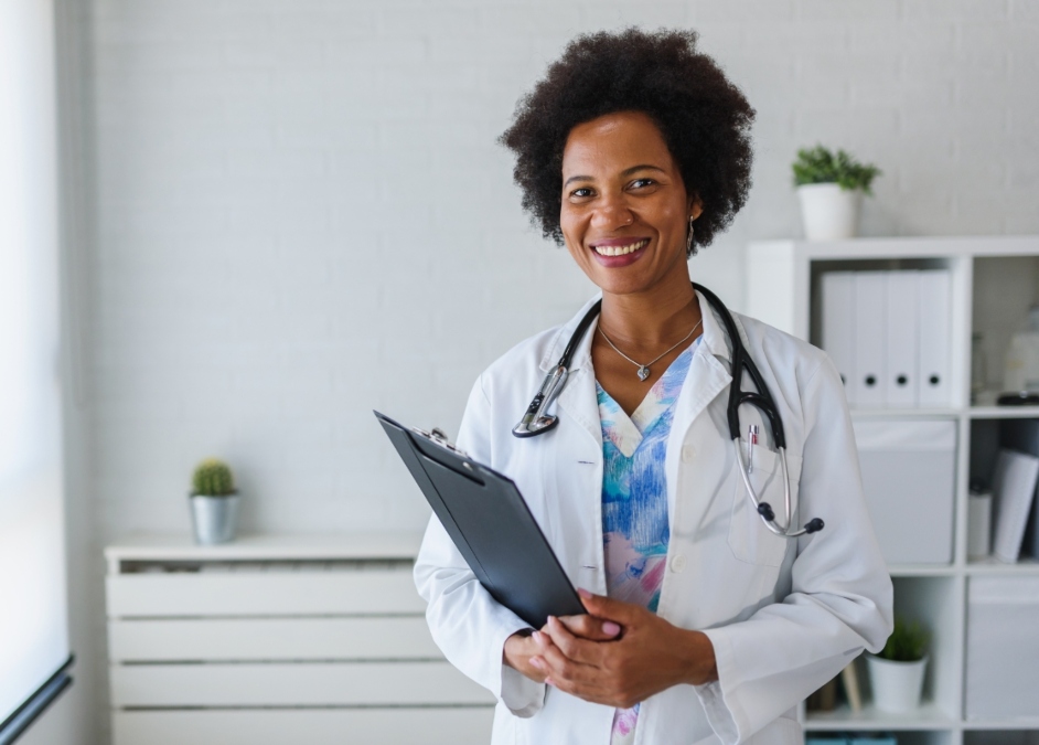 Rede d1000 lança plataforma de telemedicina em todas as suas bandeiras