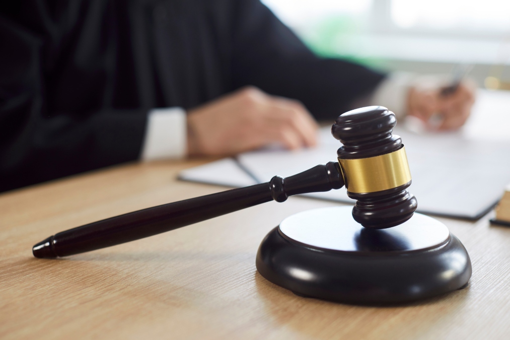 TRF2 mantém decisão favorável à Ascoferj no caso do vínculo contratual exigido pelo CRF-RJ