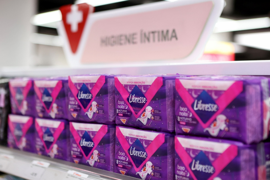 Essity amplia seu negócio de proteção feminina e chega às lojas físicas do RJ e do ES