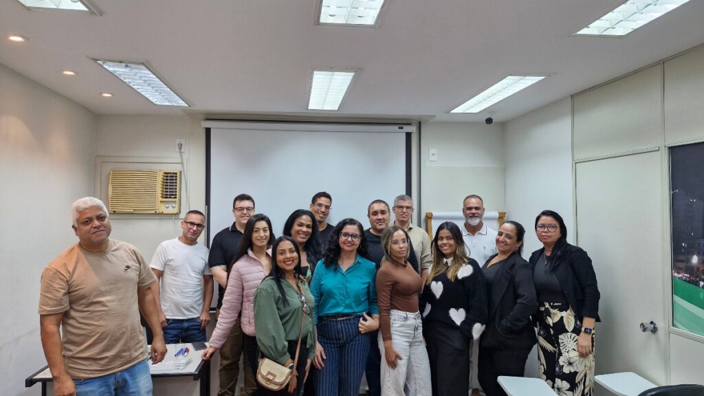 Ascoferj promove capacitação sobre novas regras para a dispensação de medicamentos controlados