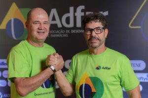 Adfar transforma cinema em palco para lançar novo movimento do varejo farmacêutico