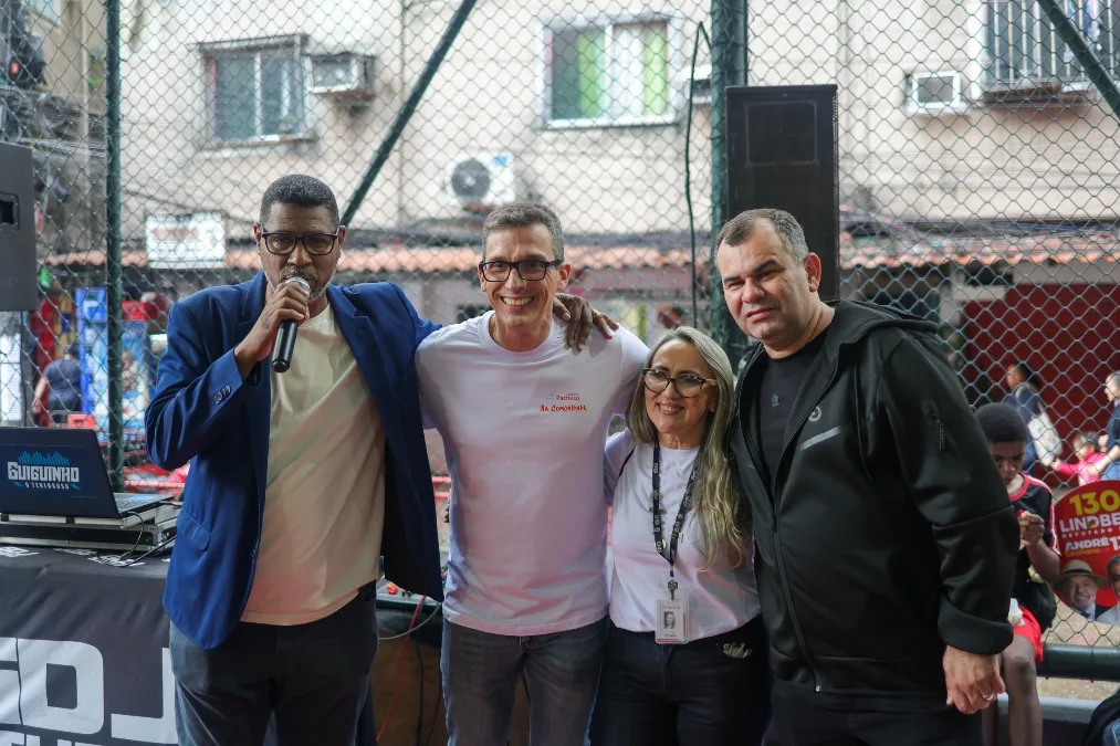 Drogaria Pacheco revitaliza Quadra da Roupa Suja, espaço esportivo na Rocinha